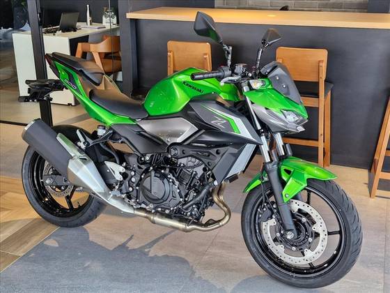 KAWASAKI Z500 